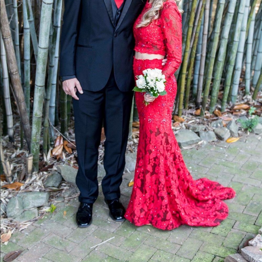 Two Piece Prom Dress (lace)